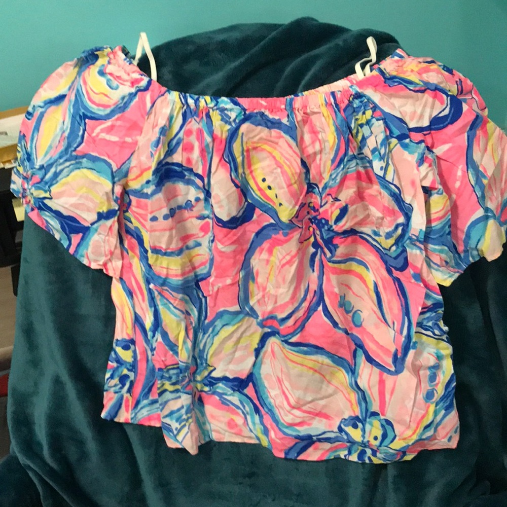 Lilly Pulitzer short sleeved floral top